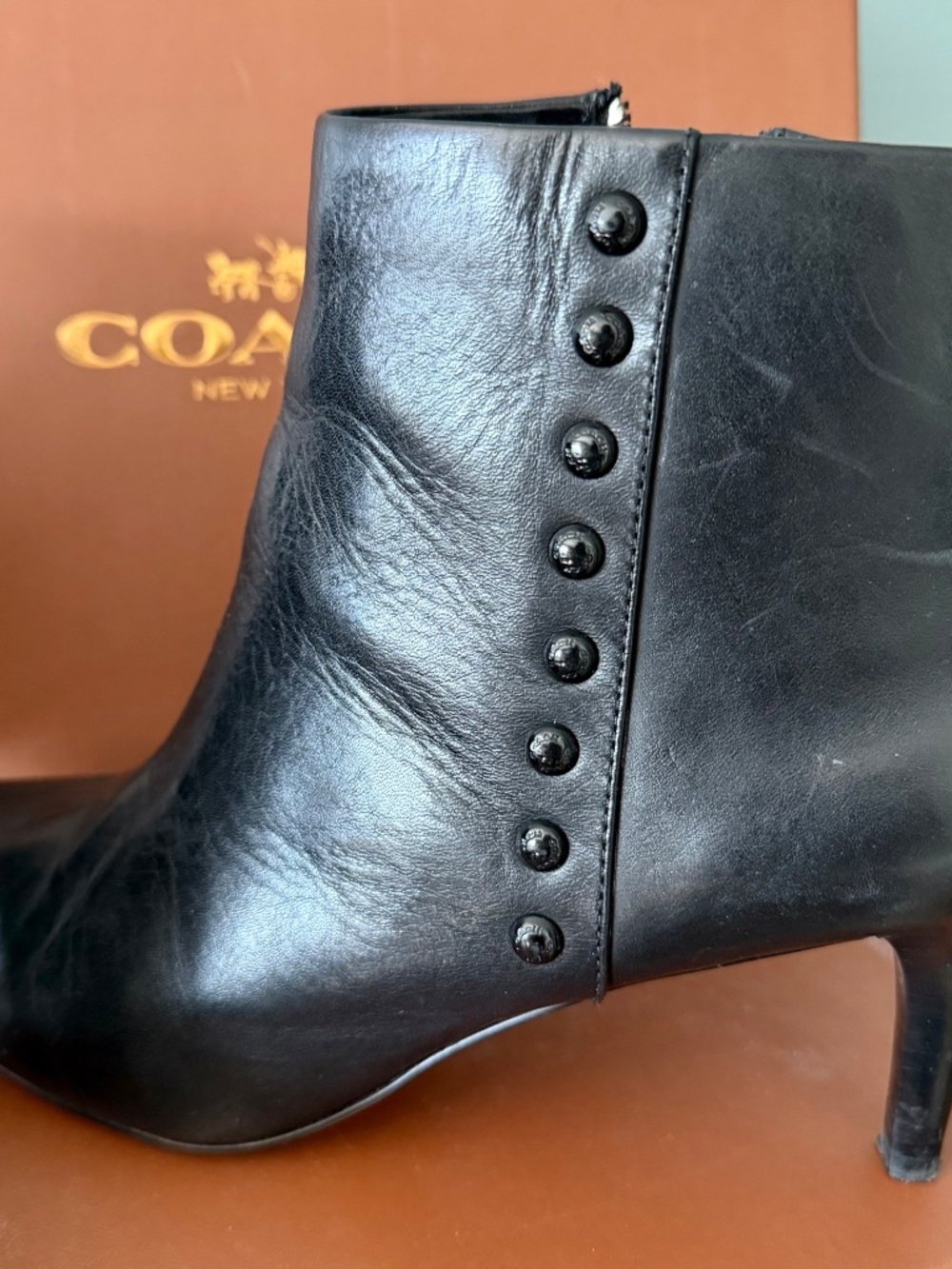 COACH Hickory Black Soft Shine Leather Studded Booties - Like New Size 8 M - Picture 4 of 11